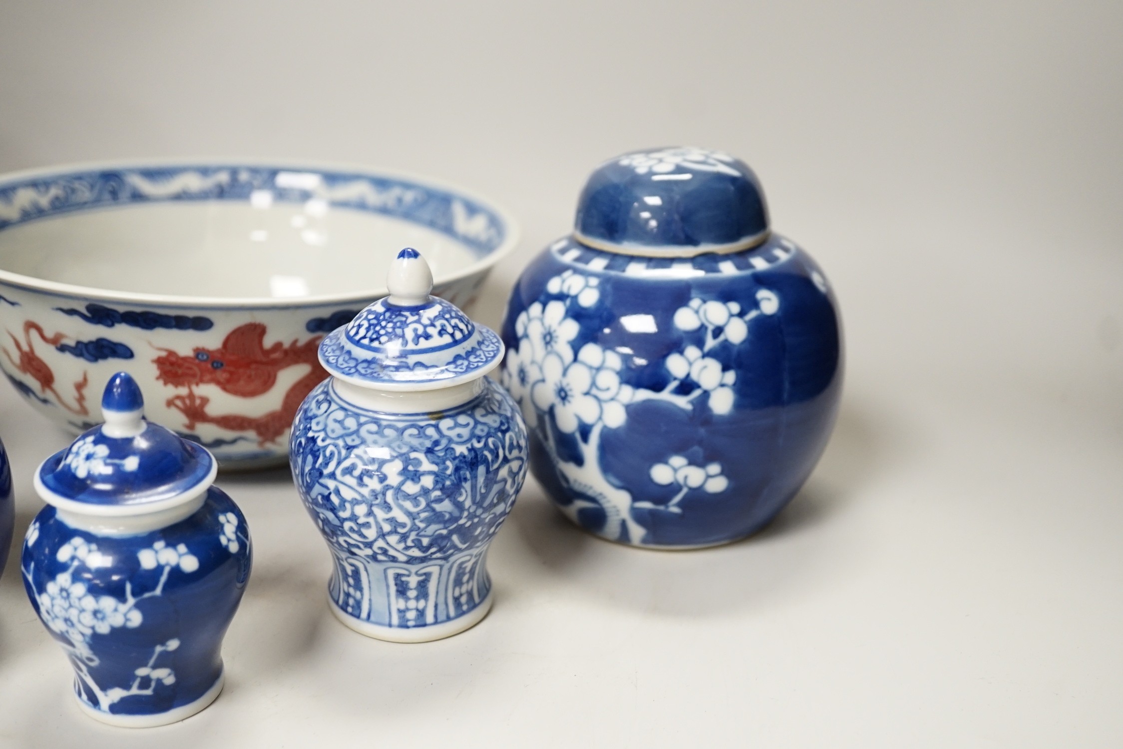 A quantity of various Chinese ceramics including blue and white jars, a ‘dragon’ bowl etc.